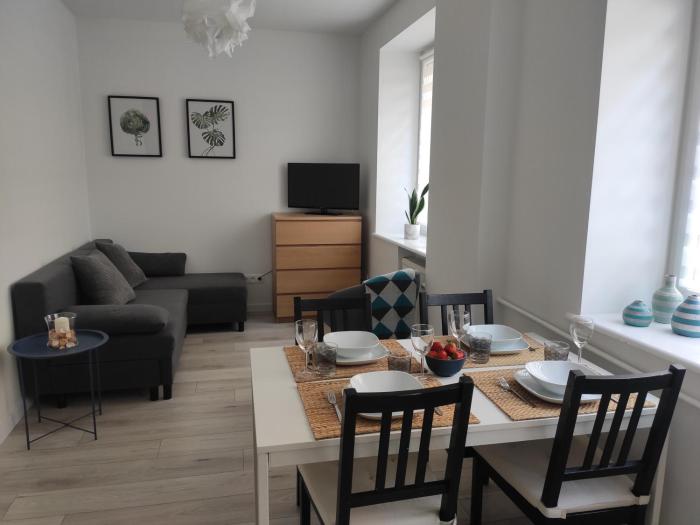 Apartament White