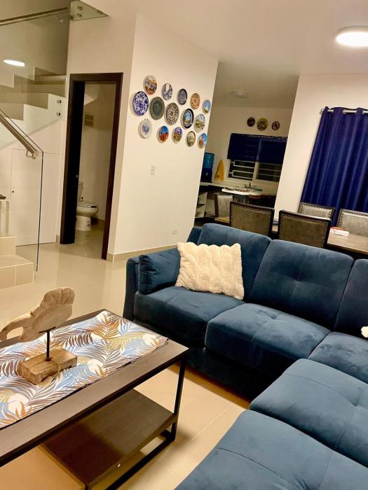 New! Lovely and spacious, 2 Ocean view terraces