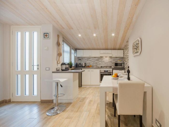 Apartment La Mansardina by Interhome