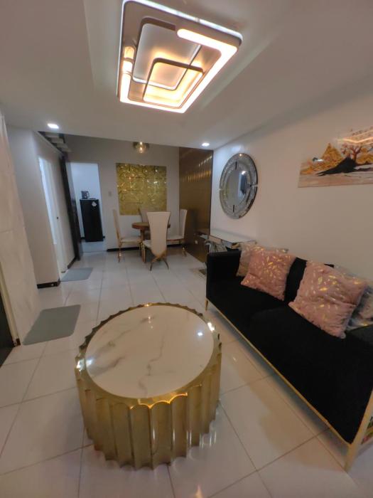 Luna Modern Guesthouse Loft House up and Down