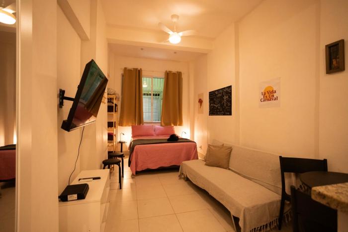 SUH Copacabana 62 Between Copacabana and Ipanema!