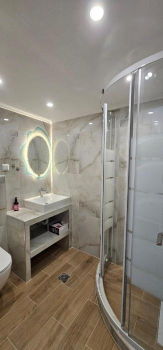 Deluxe apartment by the sea