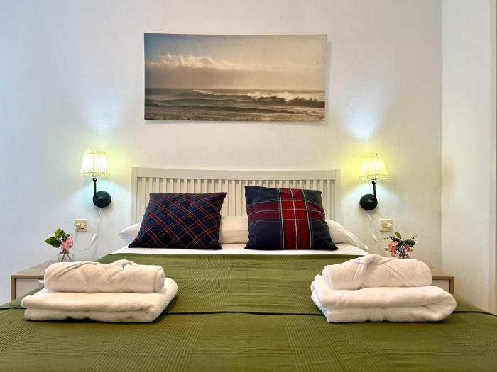 GATU Magavi Playa parking piscinas terraza "preferente para mayores de 21 años y familias"