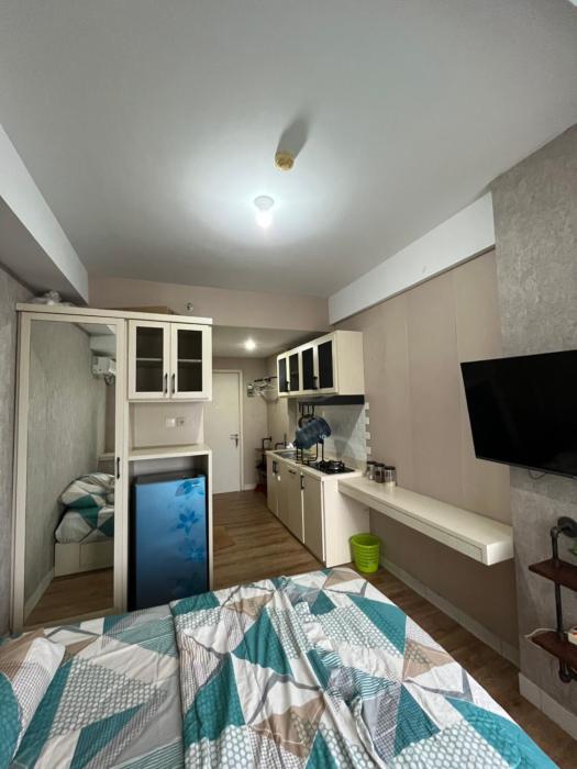 Apartemen Patraland Urbano By Public Room