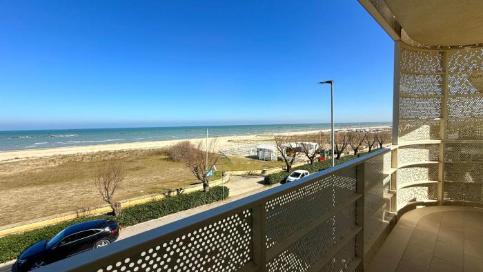 SE171 - Senigallia, nuovo trilocale fronte mare