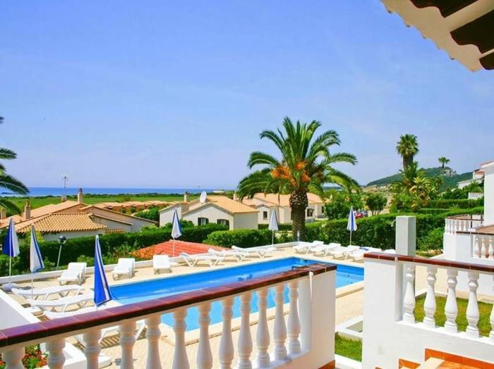 Casa Oeste - Family-Friendly Holiday Home With Sea View