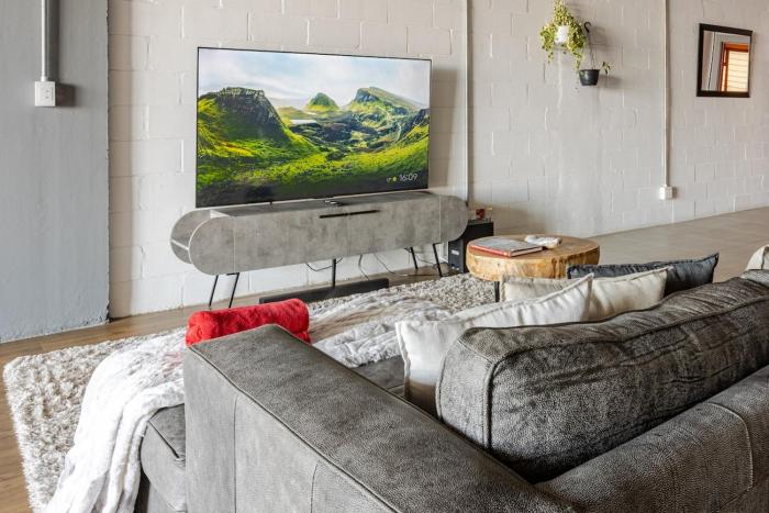 Style and Comfort near the V&A