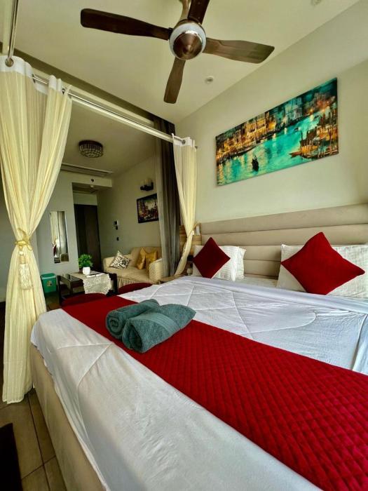 Loft Inn Supernova Noida