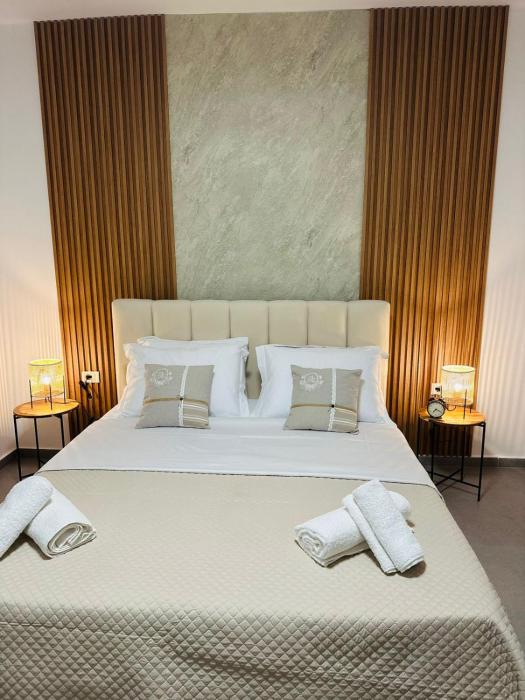 Florentina Apartments