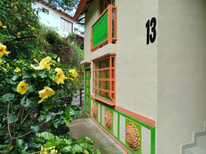 casa Guatape cerca al parque y malecom