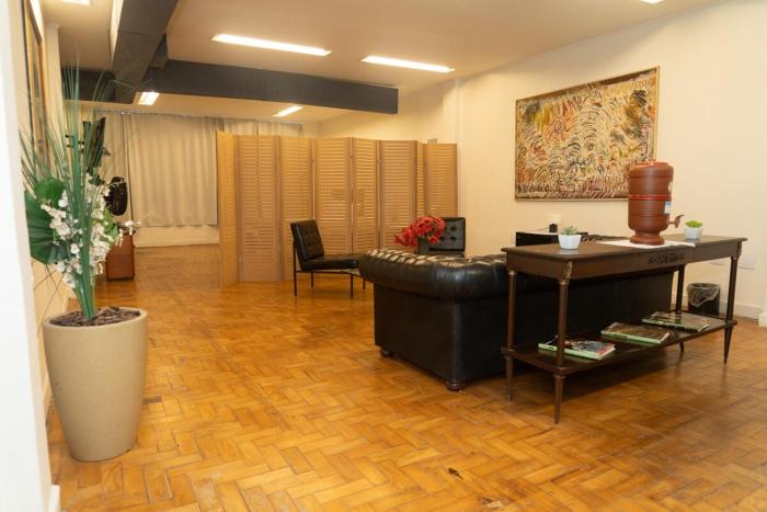 Apartamento 32 - 80m2 - Próx Metrô República, Brás e 25 de Março