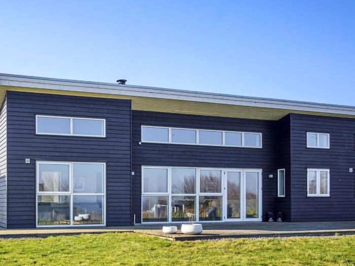 8 person holiday home in Allinge-By Traum