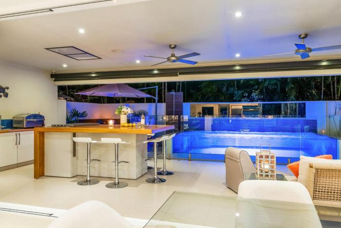 Belle Escapes Chillandos