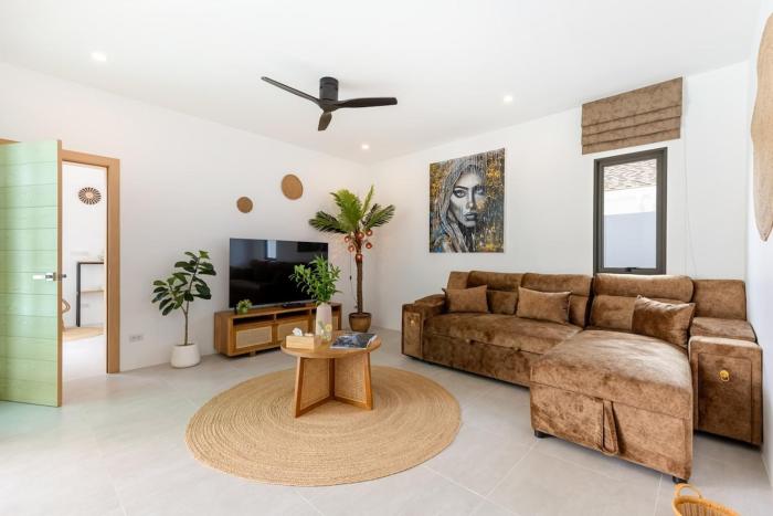 Villa Elsa with Garden -Included Airport pick up