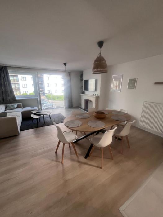 appartement 101 place Léopold 1er à la panne à 100m de la plage