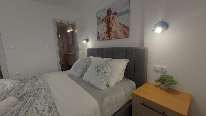 LORA HOME, 250m from the beach