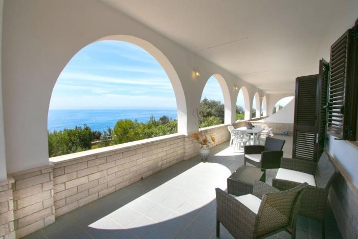 Villa thomas torre vado san Gregorio