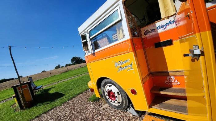 Patricia the Maltese Bus at Field of Dreams