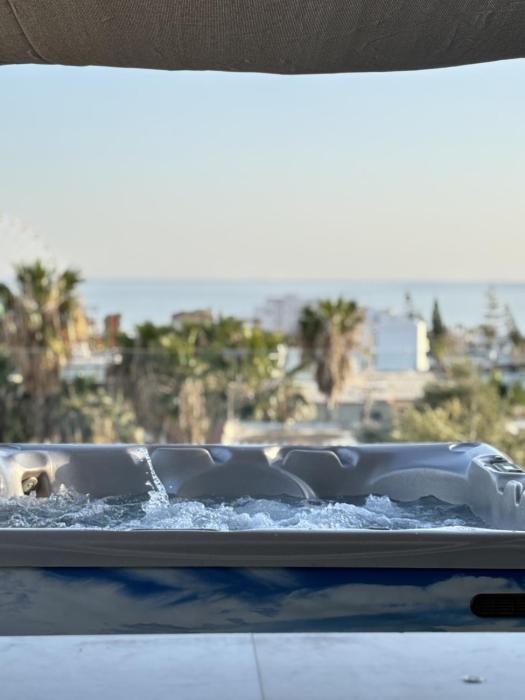 Sant Central Deluxe Apartments