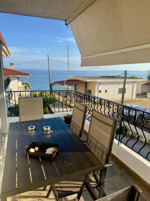 VillaKaliba BEACHFRONT HOUSE