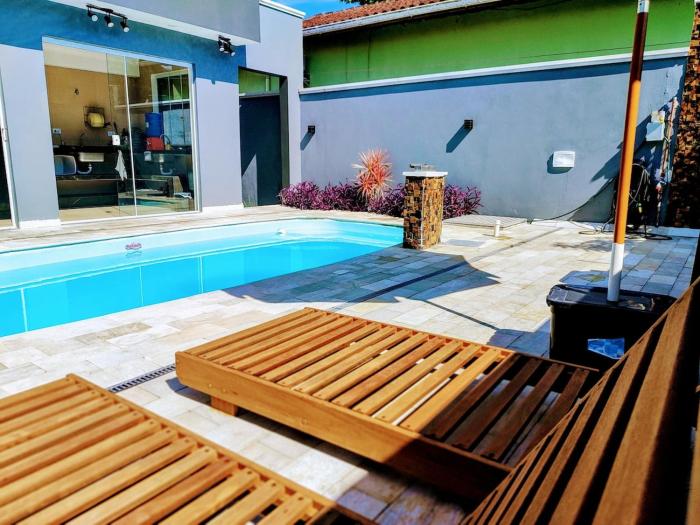 Casa com piscina - Bertioga Boracéia 500 m da praia