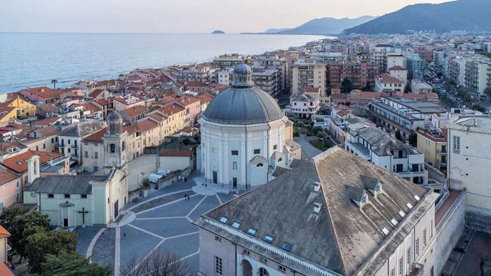 Loano Experience - 70m dal mare