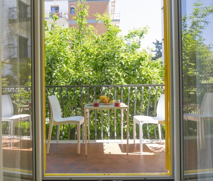 SorrentoVibes - Modern Apartment with Terrace, Swimming Pool&Tennis