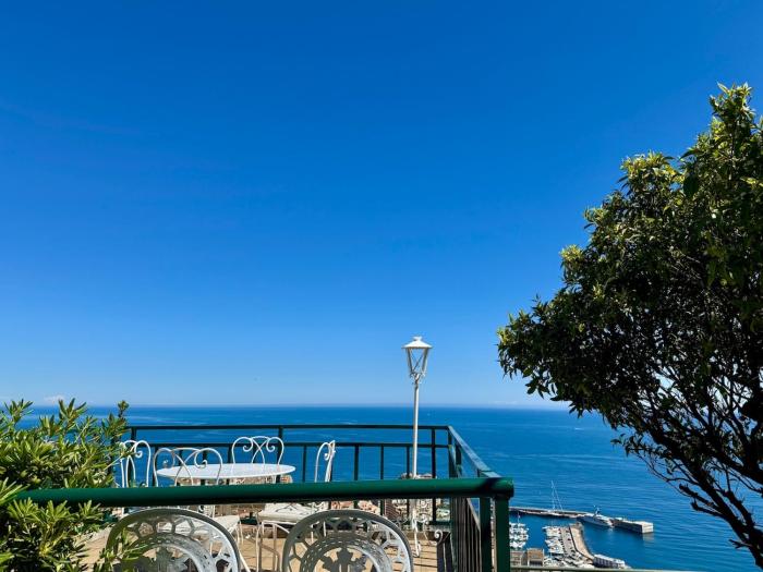 Villa with stunning views