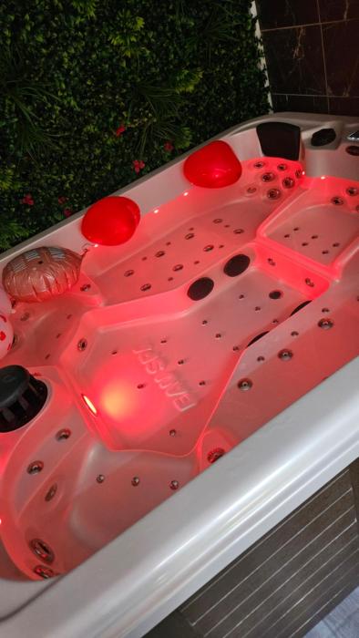 LInattendu Love Room