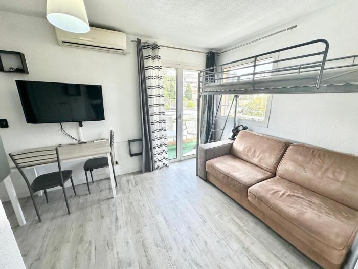 Nice Studio avec climatisation proche des plages