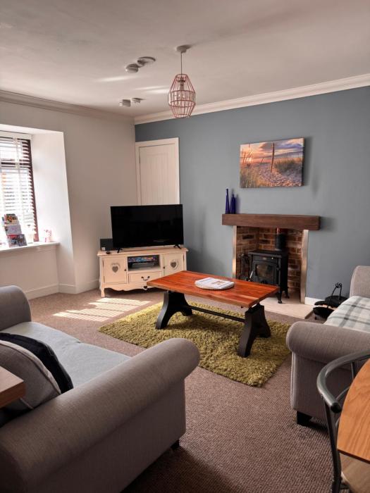 Seaforth Cottage -Dog friendly, Historical Fishertown, central location