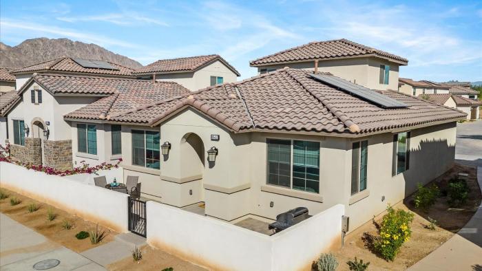 PGA208 Brand New PGA West 2 Bed 2 Bath w Loft