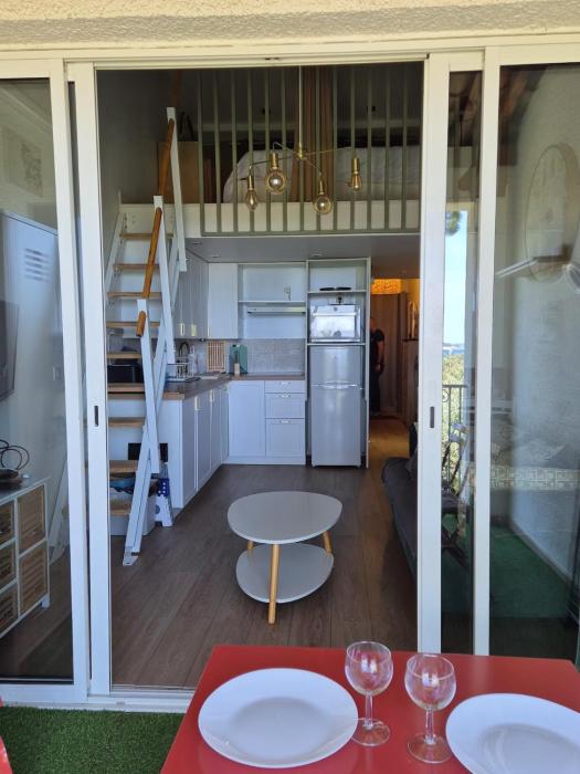 Superbe vue mer 2pièces, mezzanine, clim 5 personnes