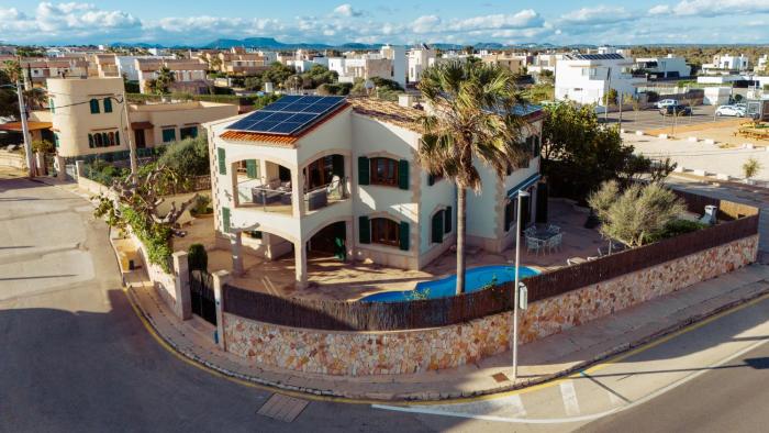 Traumhafte Finca Haus für Gruppen Familien Top-Lage direkt am Meer bei Es Trenc mit Pool und neuer Klimaanlage