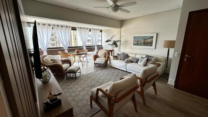 Apartamento Frente a Praia de Pitangueiras garagem piscina e sauna