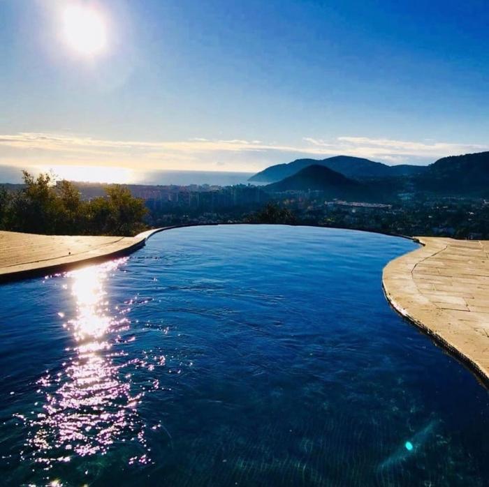 Luxury Modern Provencal Villa Infinity Pool Epic Seaview near Cannes Festival-Ready