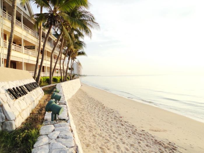 บ้านมนชเลชะอำ ติดชายหาด Baan Monchale