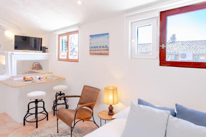 #5 Eagle Nest 5mins walk of the Sea AC Wifi Old town