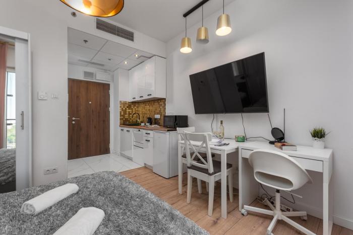 Kasprzaka 29 E-J by Homeprime