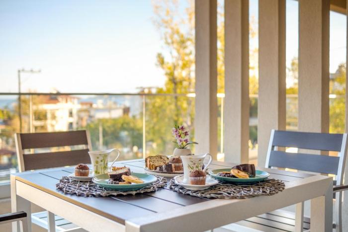 Aura Luxury Suites - Olympiada Seaside Getaways