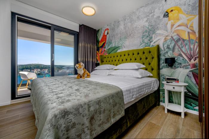 Apartments Penthouse lux XYZ