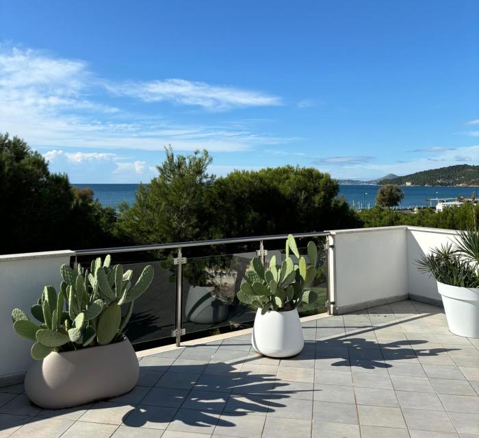 Dove il tramonto incontra il mare, attico panoramico a due passi dalla spiaggia