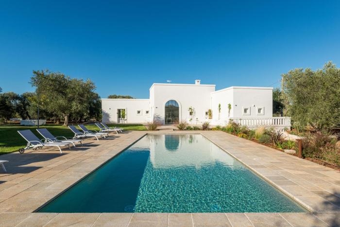 Villa Pomes by Perle di Puglia