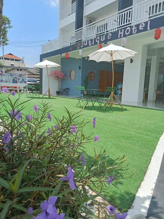 J-Boutique Hotel เจ-บูทีค โฮเทล