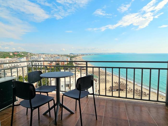 Appartment on the Beach with Sea view