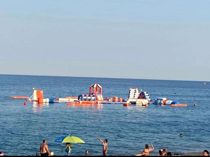 Blanes a pie de playa sabanell