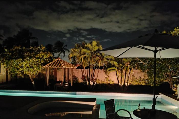 Mansão Épica à Beira-Mar - Piscina Surreal passos da Praia