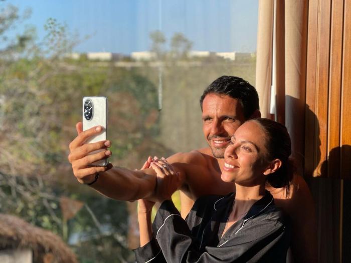 Flirt and Chill Sunrise Haven