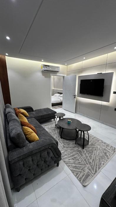 غرفة نوم وصالة مودرن بدخول ذاتي