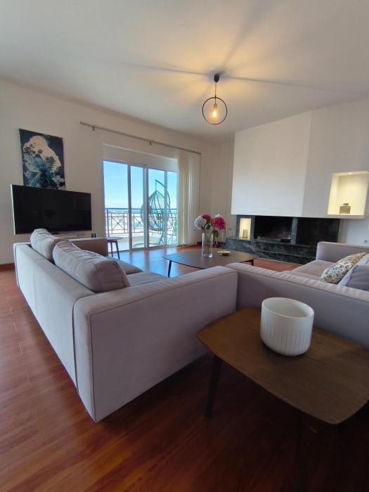 Downtown Luxury Apartment